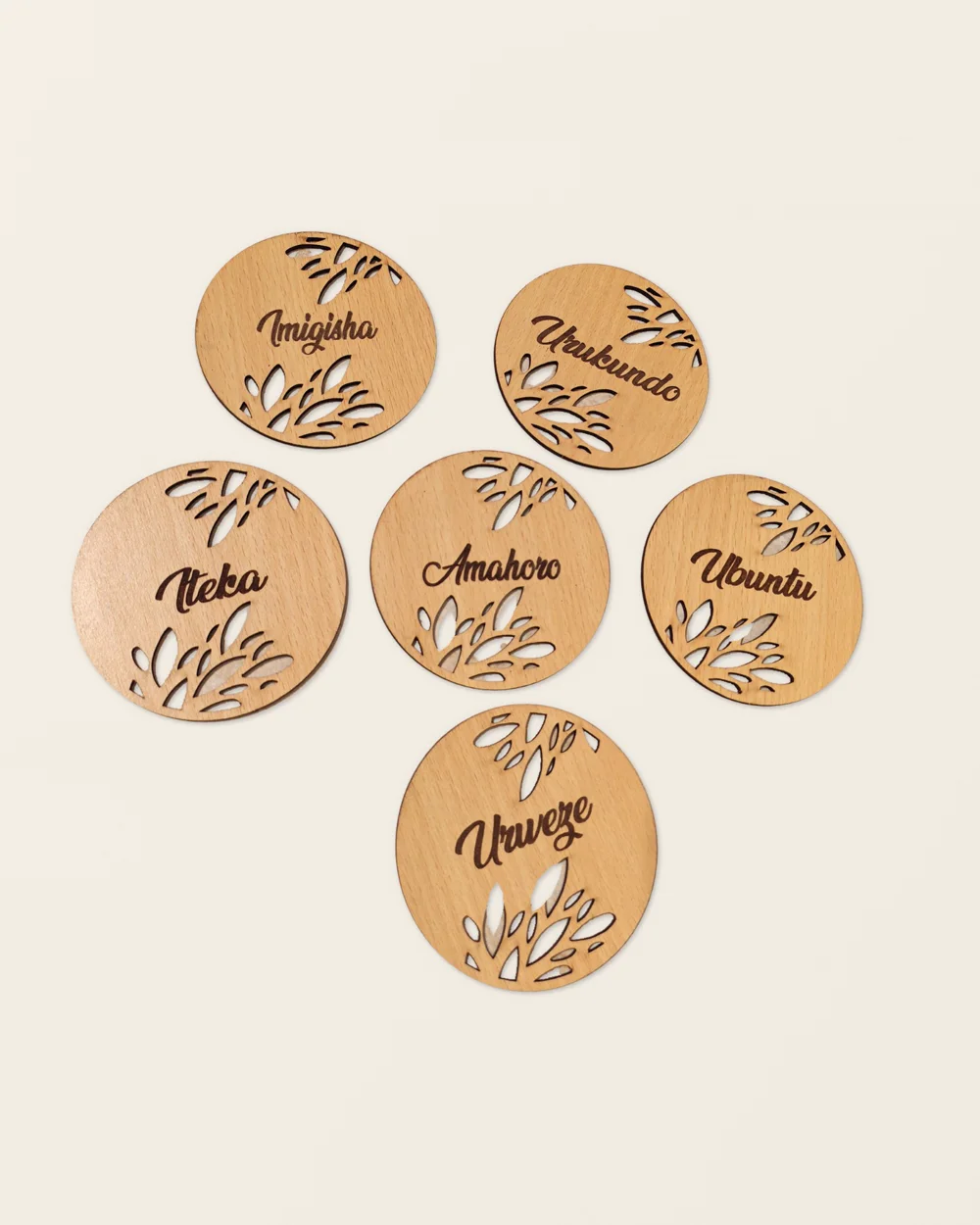 Les six sous-verres réunis